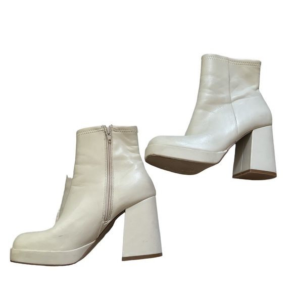 Steve Madden Kaleb ivory white platform square front booties ankle boot Sz 6 1/2 - Picture 5 of 9